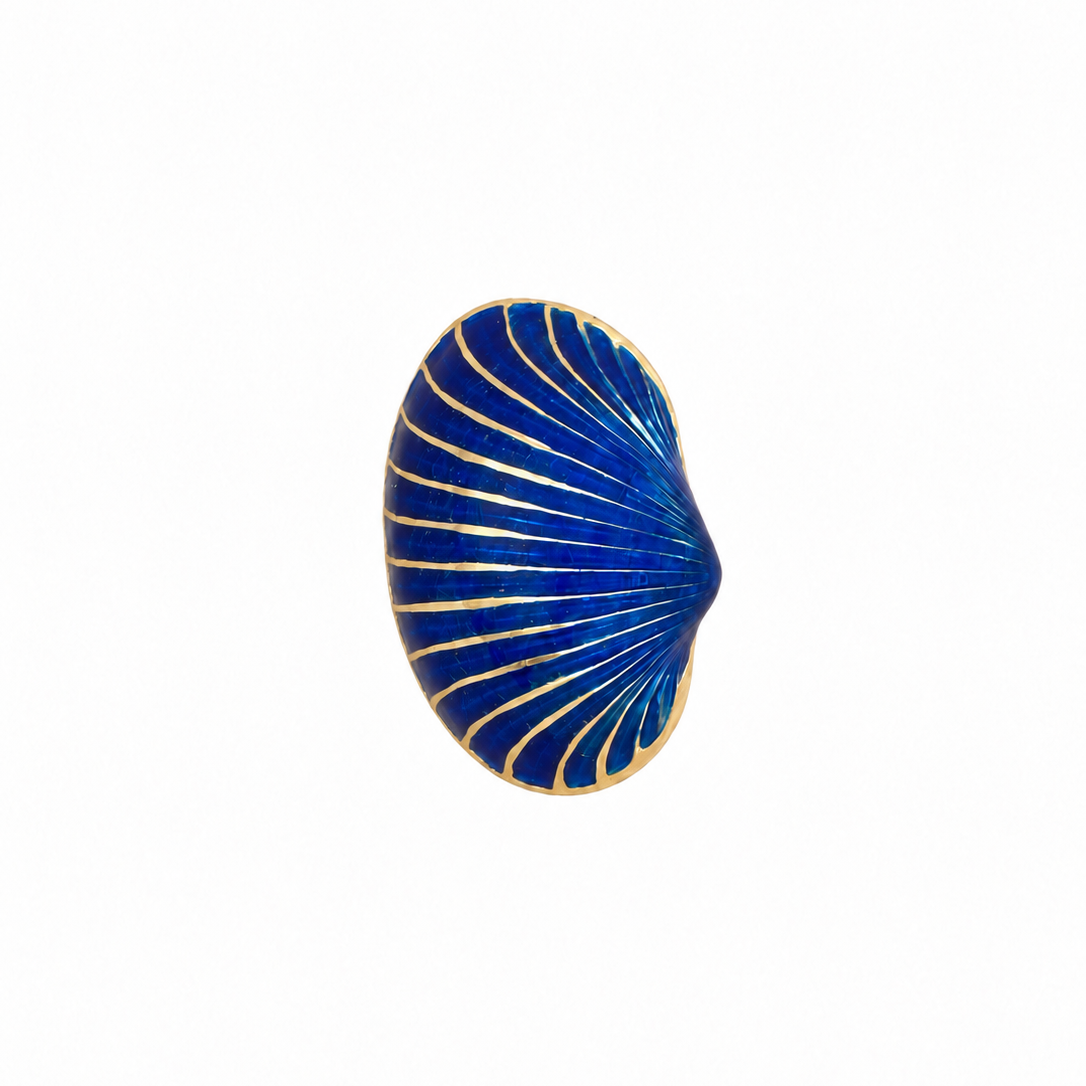 Blue Enamel Shell Pendant in 18K Gold by Naz Collection, gold and enamel detail